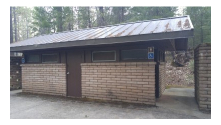 Alpine View Campground Bathroom 1, Trinity Lake, California - Bathroom Review