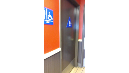 Burger King, Orland, California - Bathroom Review