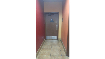 Jack in the Box, Bradshaw Road, Sacramento, California - Bathroom Review