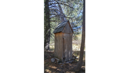 Rustic Outhouse, Iceberg Wilderness, California - Bathroom Review