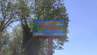 Wild River Pizza & Brewery, Cave Junction, Oregon - Bathroom Review
